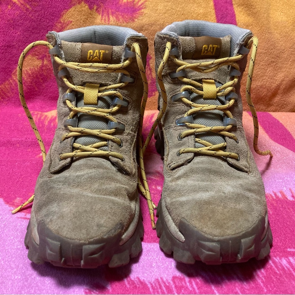 CAT Revive Tech Boots, Brown Men’s Size 10/Women’s Size 11.5, Used